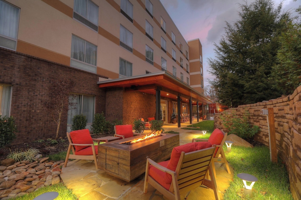 Fairfield Inn & Suites Gatlinburg Downtown