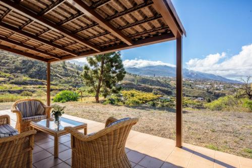 La Cebada by Huskalia in El Paso, Spain