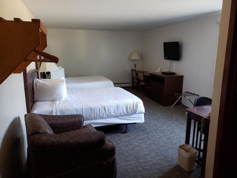 Autumn's Inn - photo 10