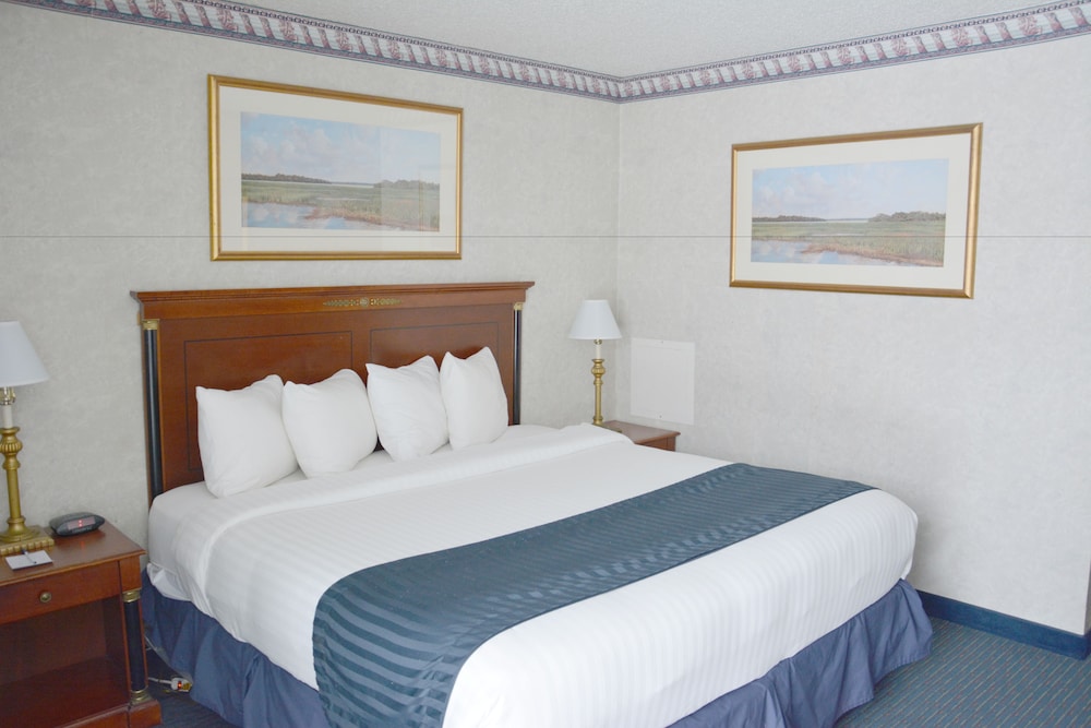 Travelodge by Wyndham Milwaukee - photo 17