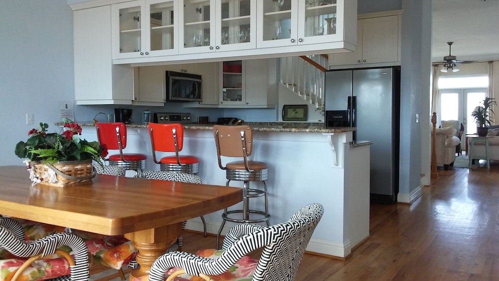 Pineapple Villas on Laguna Beach - photo 24