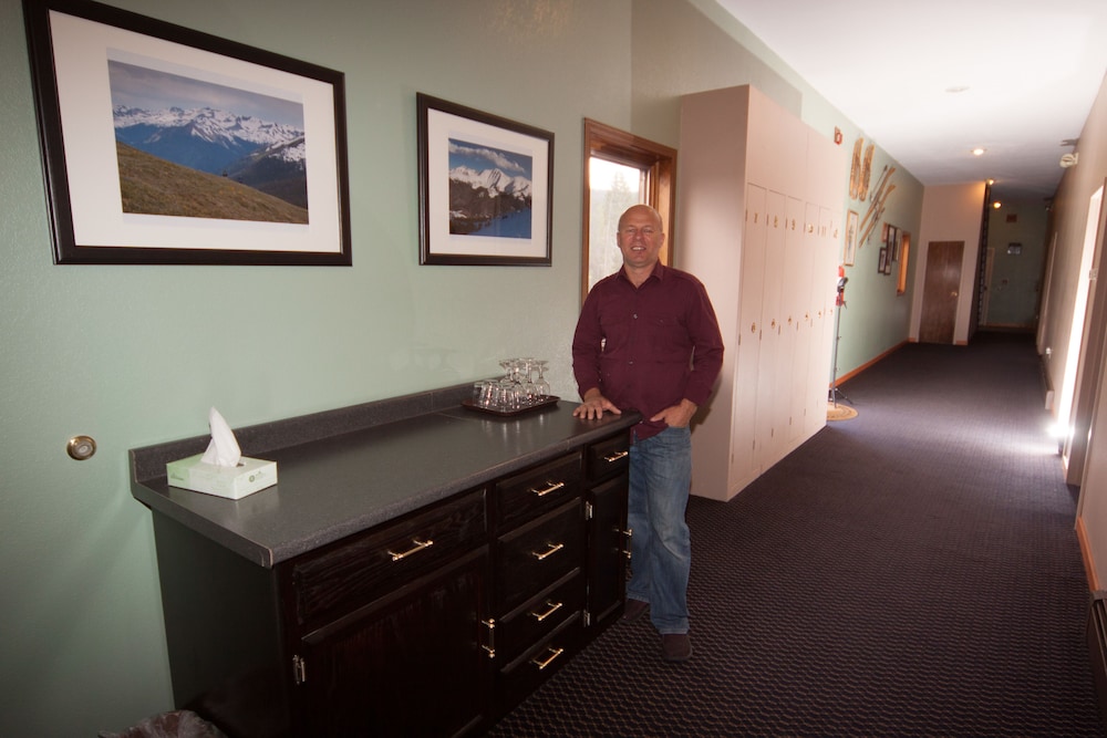 Valley Hi Motel Near Winter Park Visitor Center - photo 33