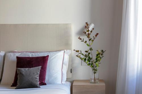 Design Suite apartment Piazza di Spagna — 4-Star Luxury Hotel in Rome, Italy
