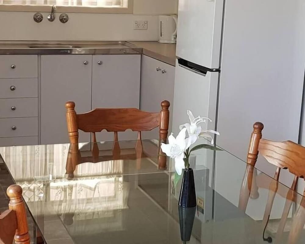 Kippa Ring Village Motel — Redcliffe