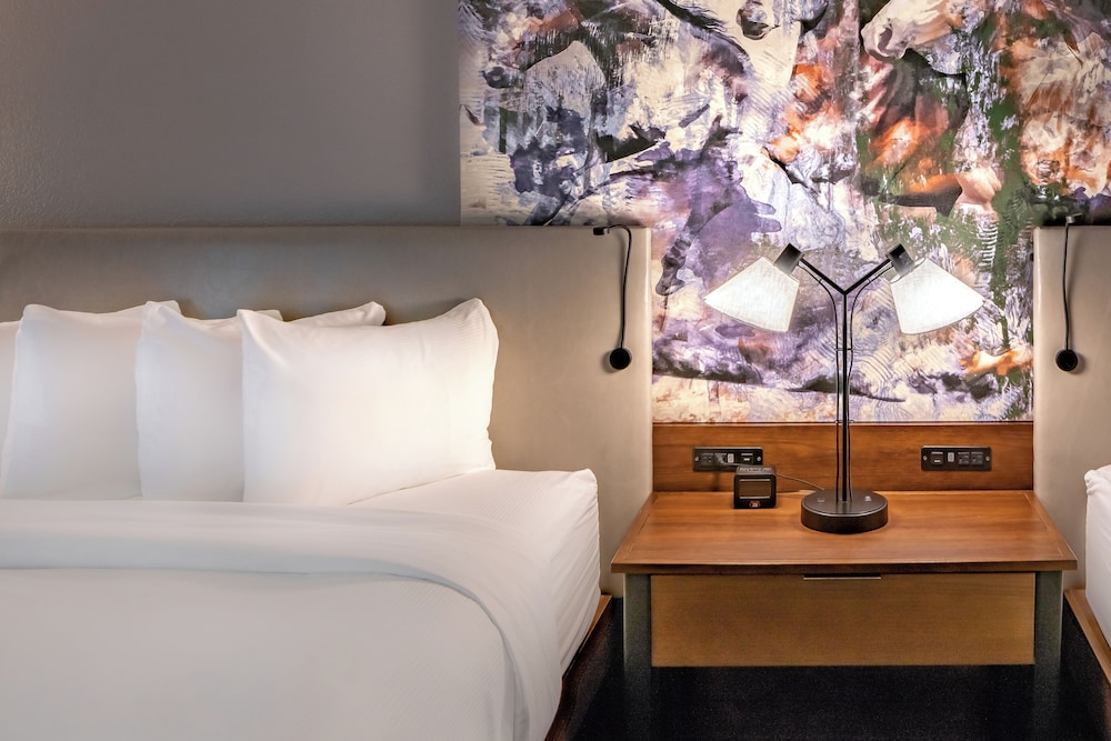 DoubleTree by Hilton Dallas Farmers Branch - photo 15