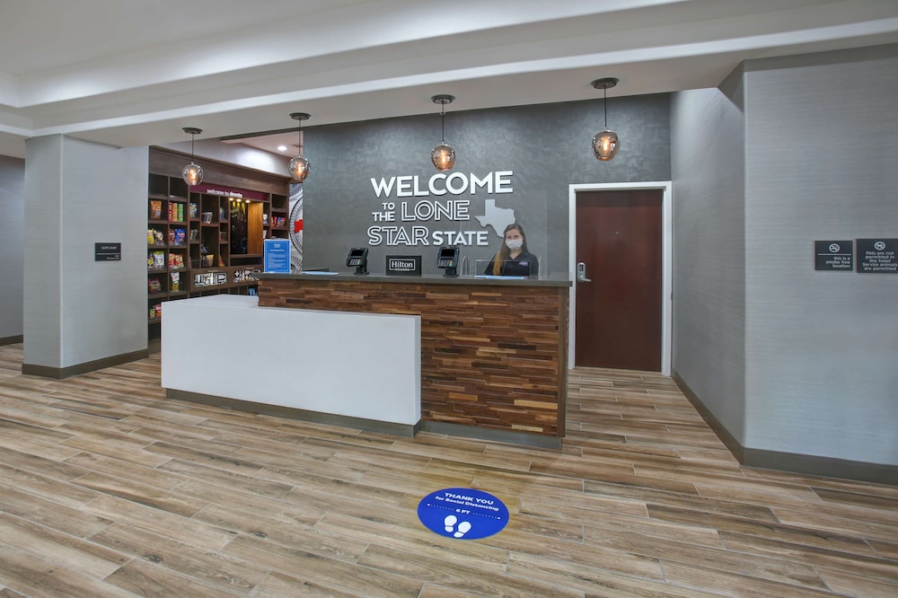 Hampton Inn & Suites Dallas DeSoto - photo 44