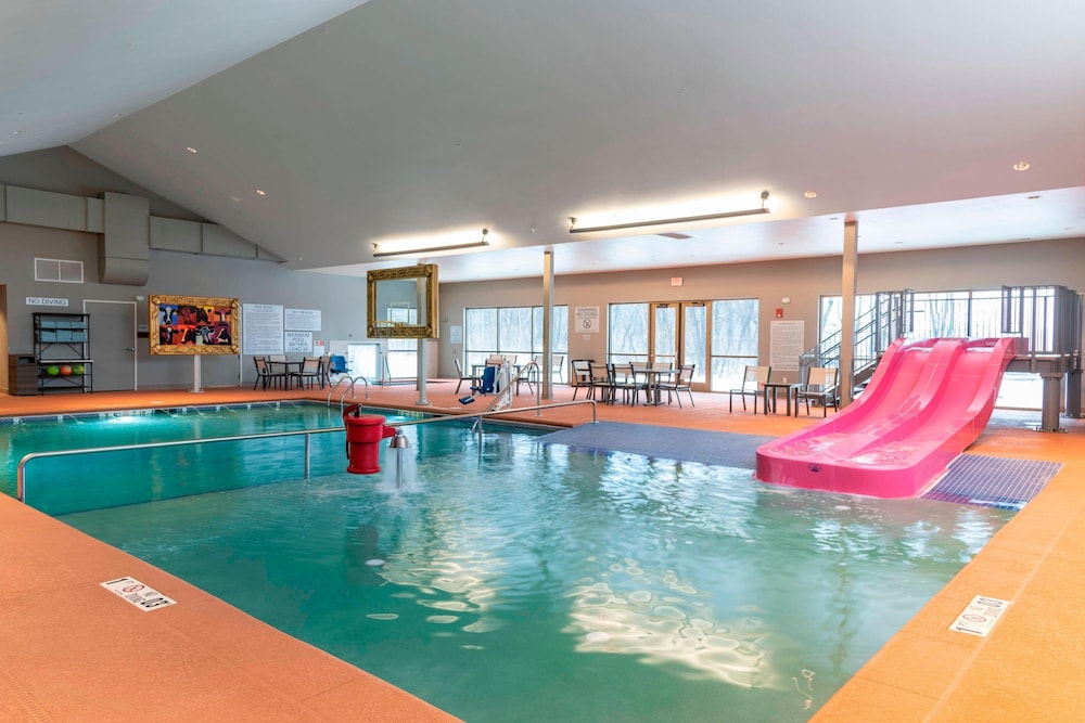 Fairfield Inn & Suites by Marriott Fair Oaks Farms - photo 42