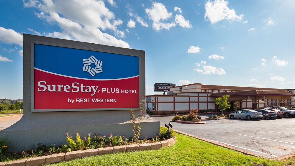 Surestay Plus Hotel by Best Western Oklahoma City North in Oklahoma City, United States