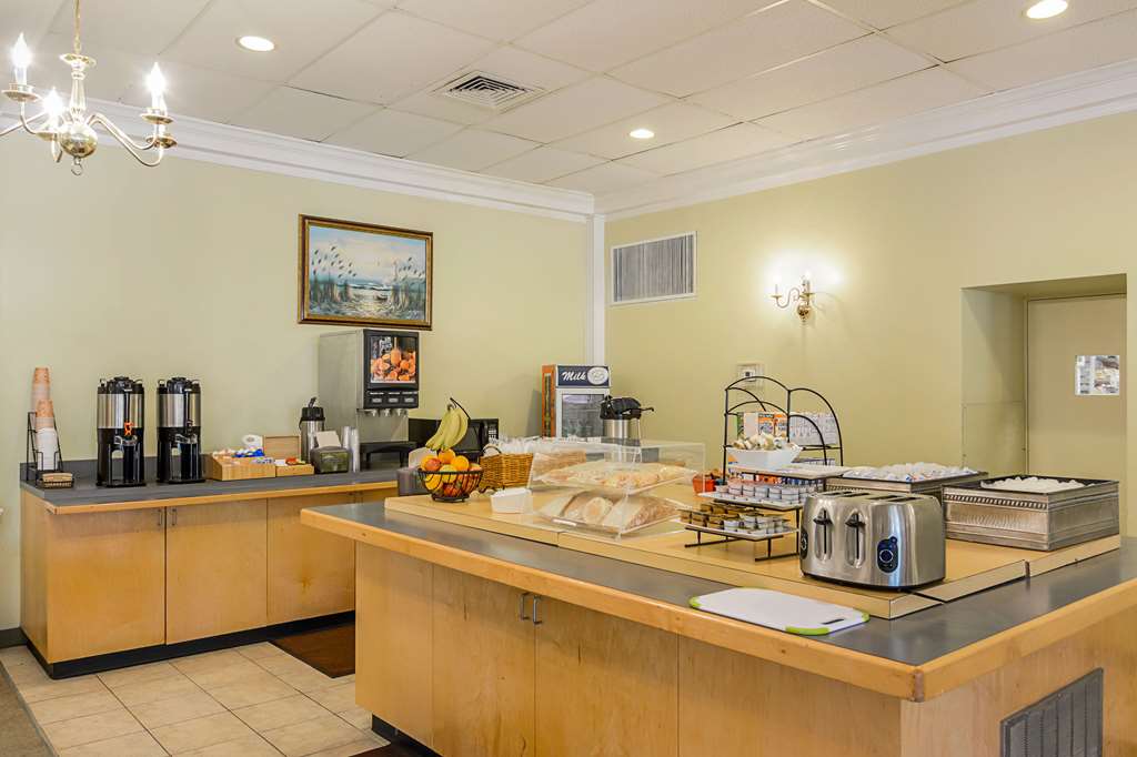 Clarion Inn Harpers Ferry Charles Town - photo 42