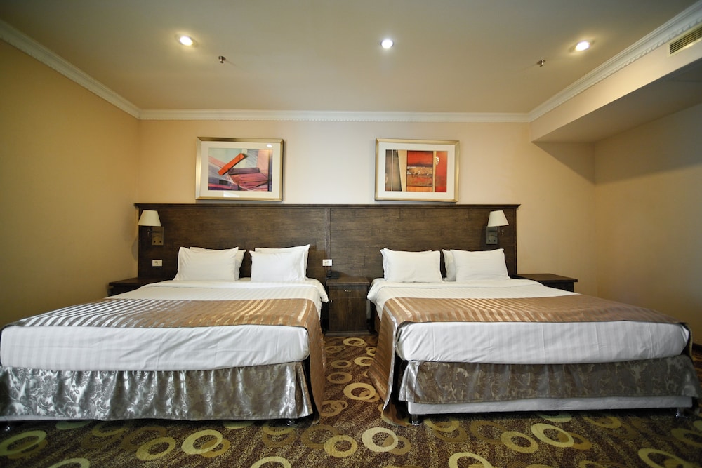 Imperial Palace Hotel — hotel in Yerevan
