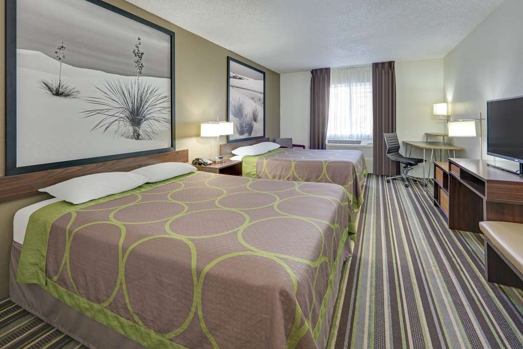 Super 8 by Wyndham Roswell - photo 9