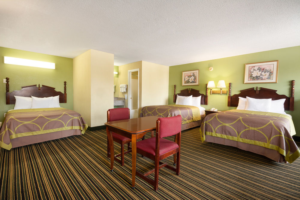 American INN of Orangeburg - photo 12