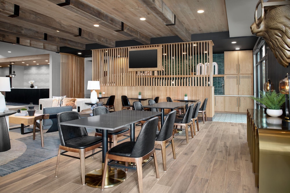 SpringHill Suites by Marriott Sandpoint - photo 43