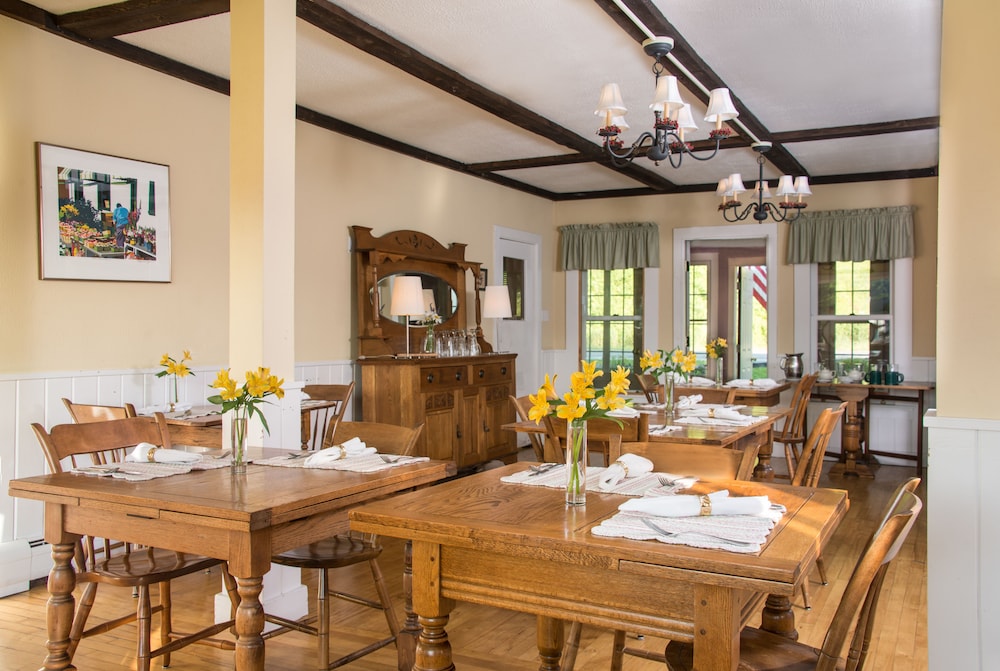 Brass Lantern Inn - photo 39