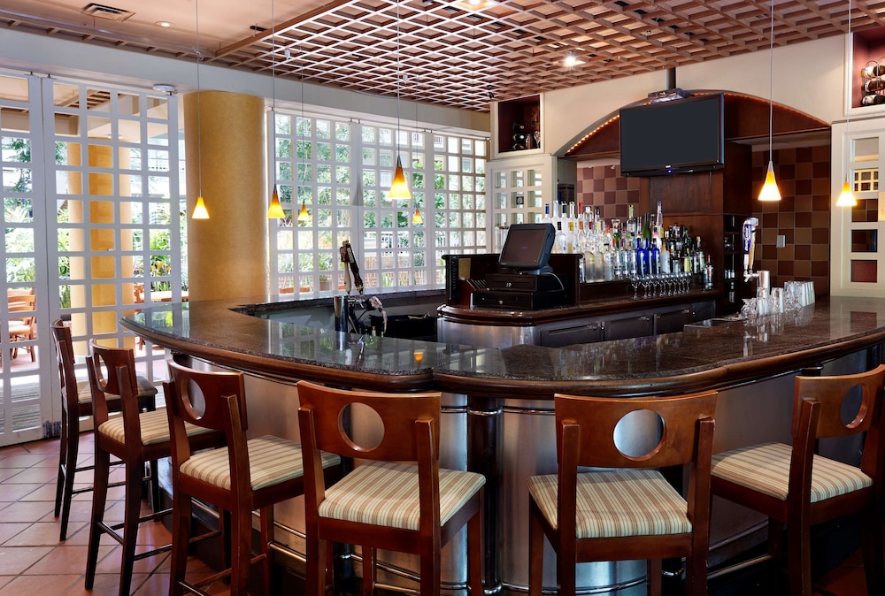 Embassy Suites by Hilton Parsippany - photo 34