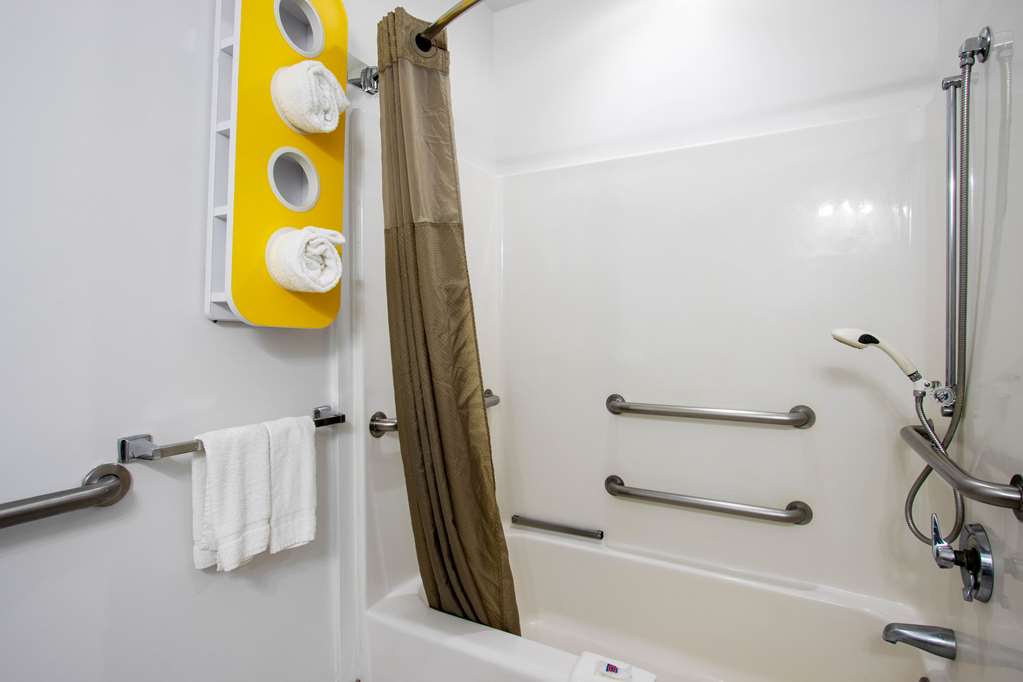 Motel 6 El Paso TX Southeast - photo 19