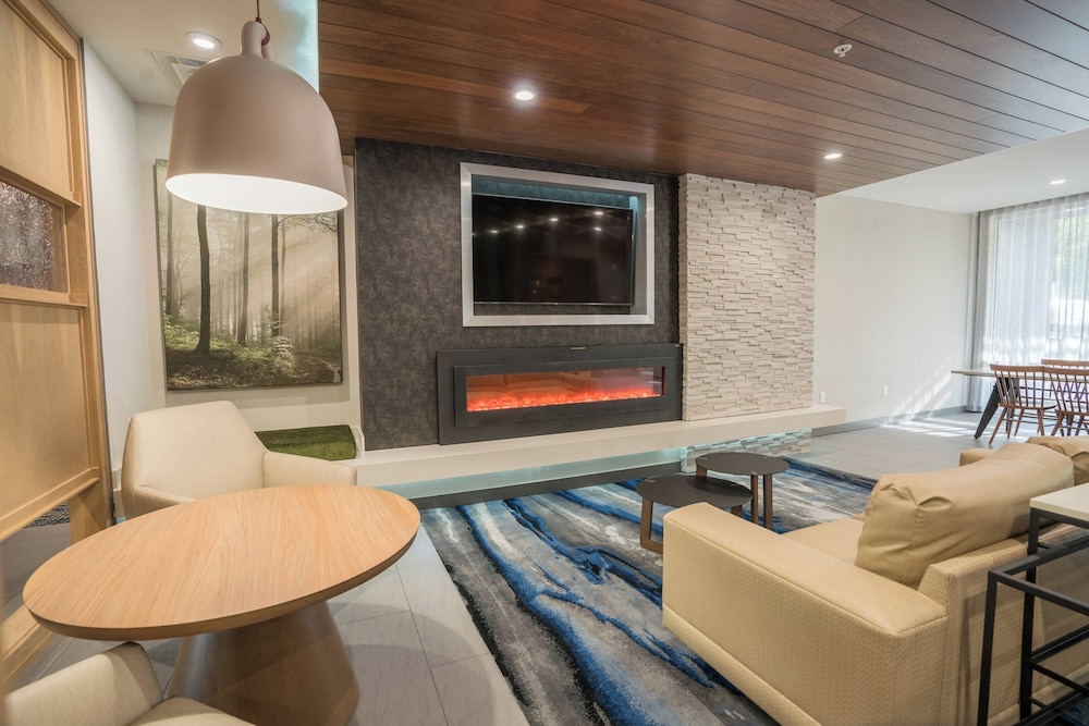 Fairfield Inn & Suites by Marriott Gainesville I 75 - photo 3