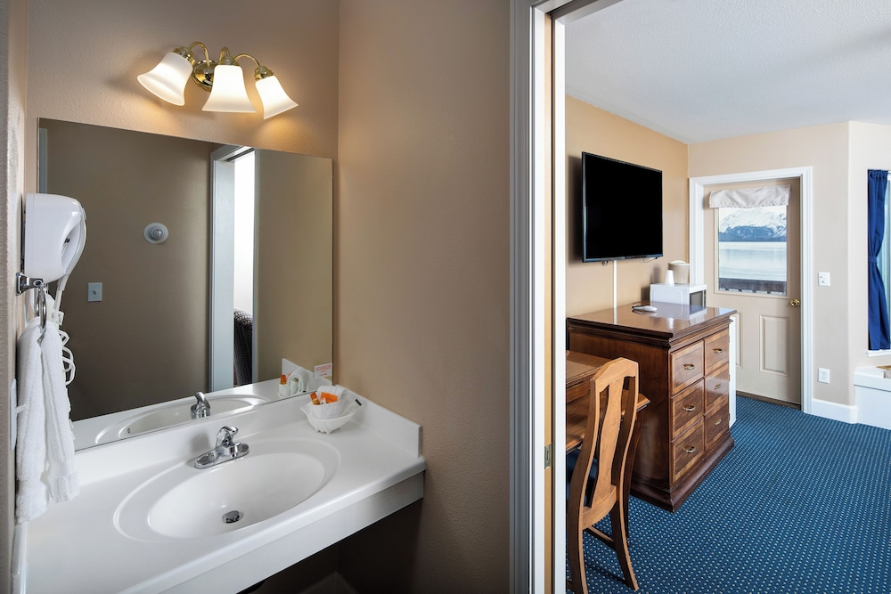 Land's End Resort - photo 163