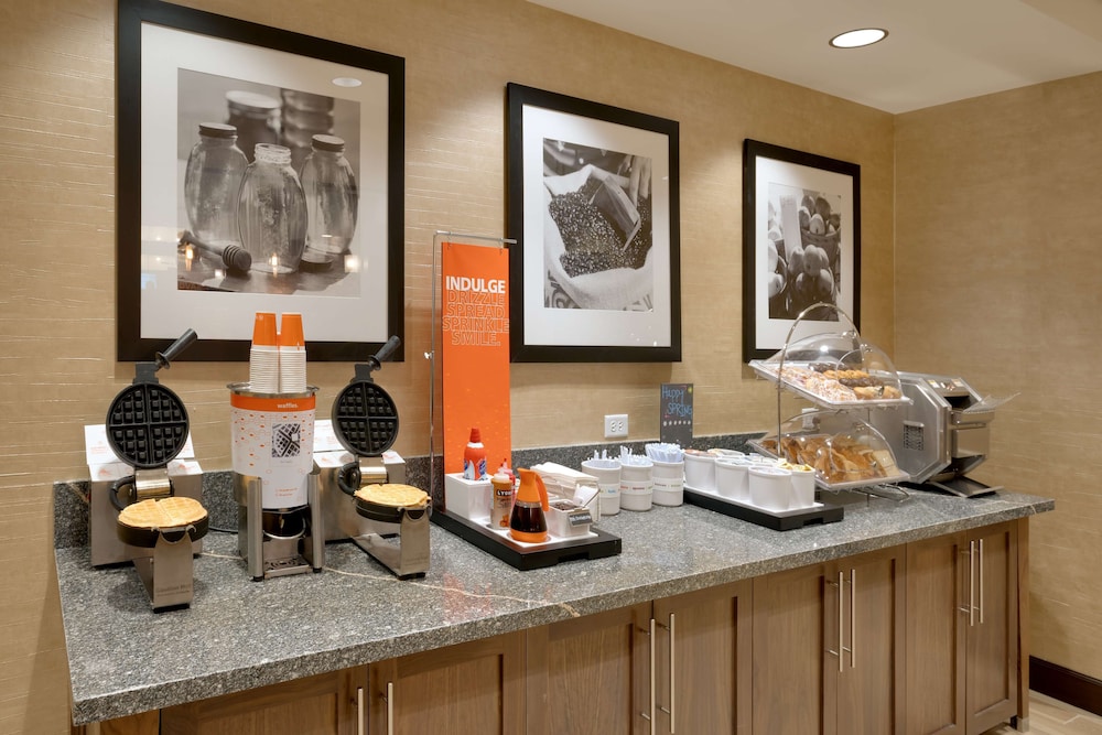 Hampton Inn & Suites Rexburg - photo 25
