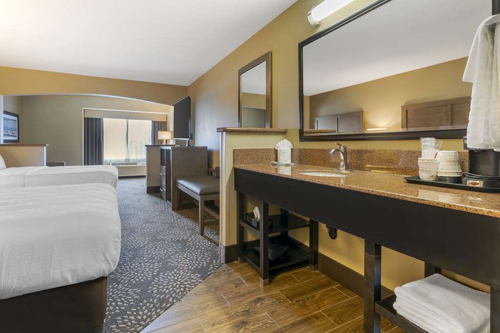 Best Western Columbia River Waterfront Hotel Astoria - photo 21