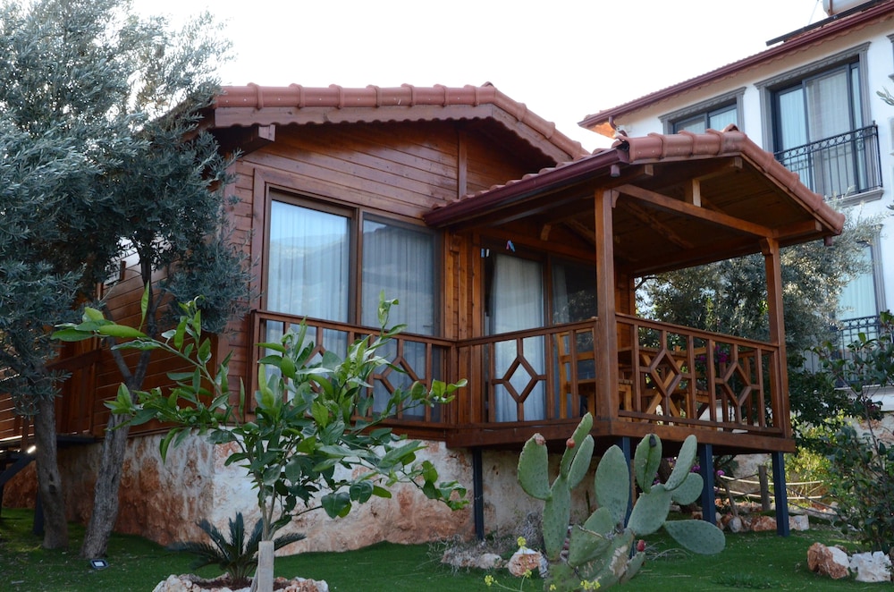 Doganin Ruhu Otel Bungalow Restaurant — Antalya