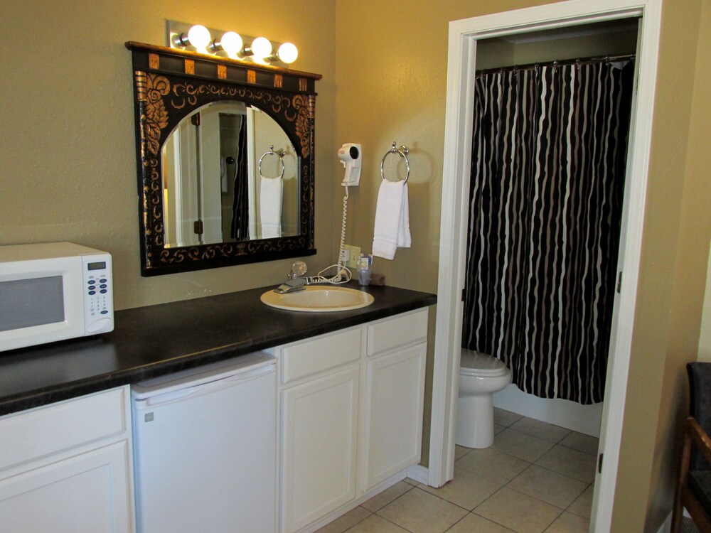Brydan Suites - photo 112