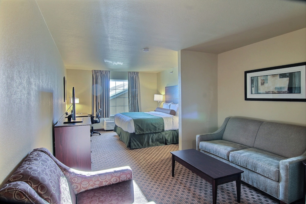 Cobblestone Hotel & Suites Beulah - photo 12