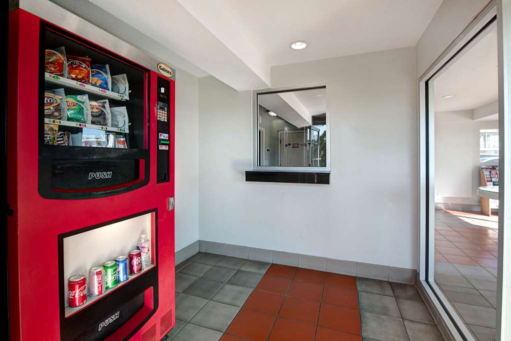 Motel 6 Sulphur Springs TX - photo 25