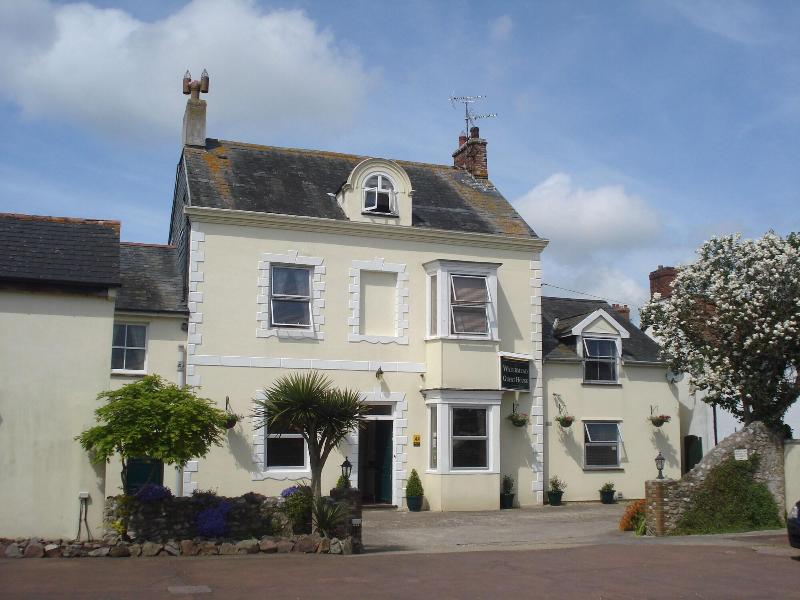 Watermead House — 4-Star Luxury Hotel in Chard, United Kingdom