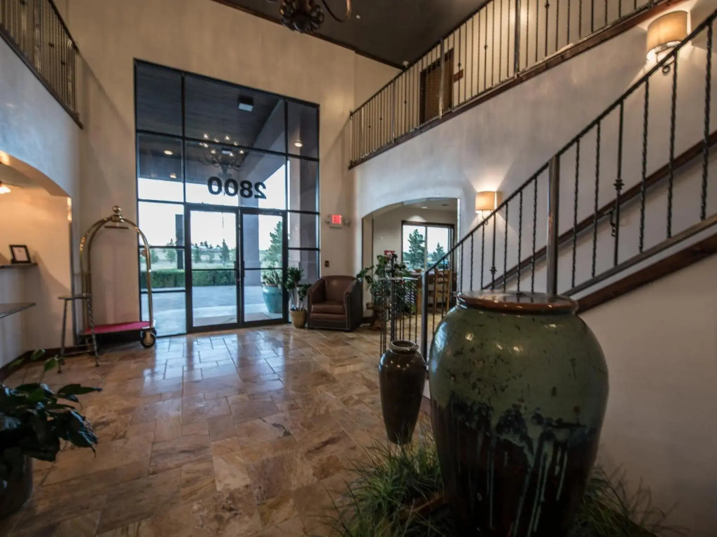 Hotel Parker At Quarter Circle 7 - photo 17