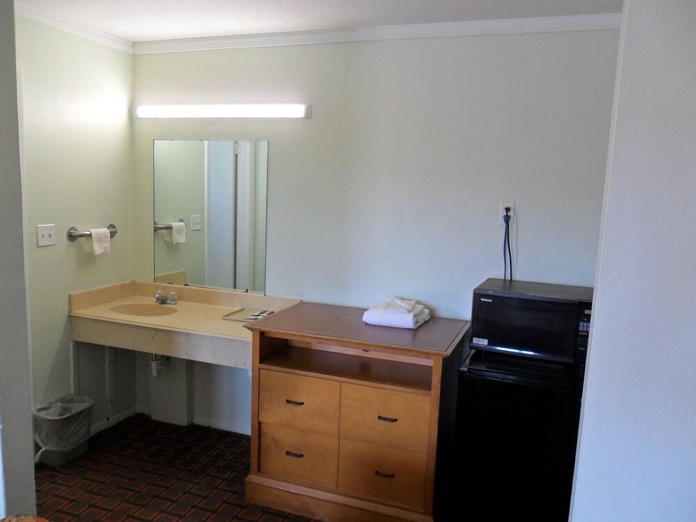A Ok Motel - photo 37