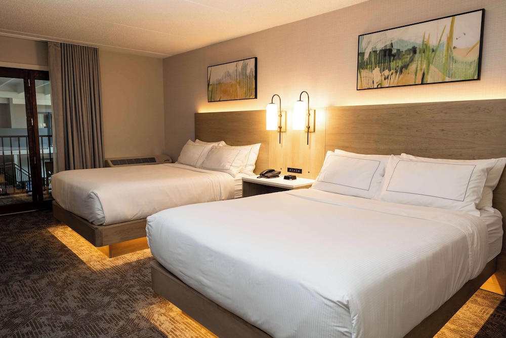 DoubleTree by Hilton Austin MN - photo 6
