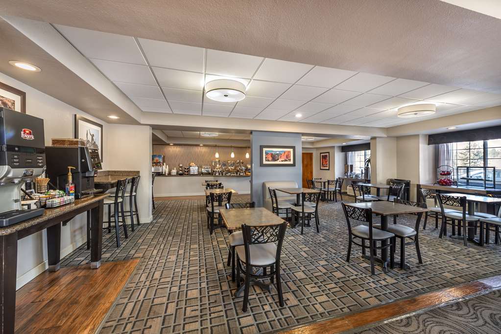 Best Western Plus Peak Vista Inn & Suites - photo 45