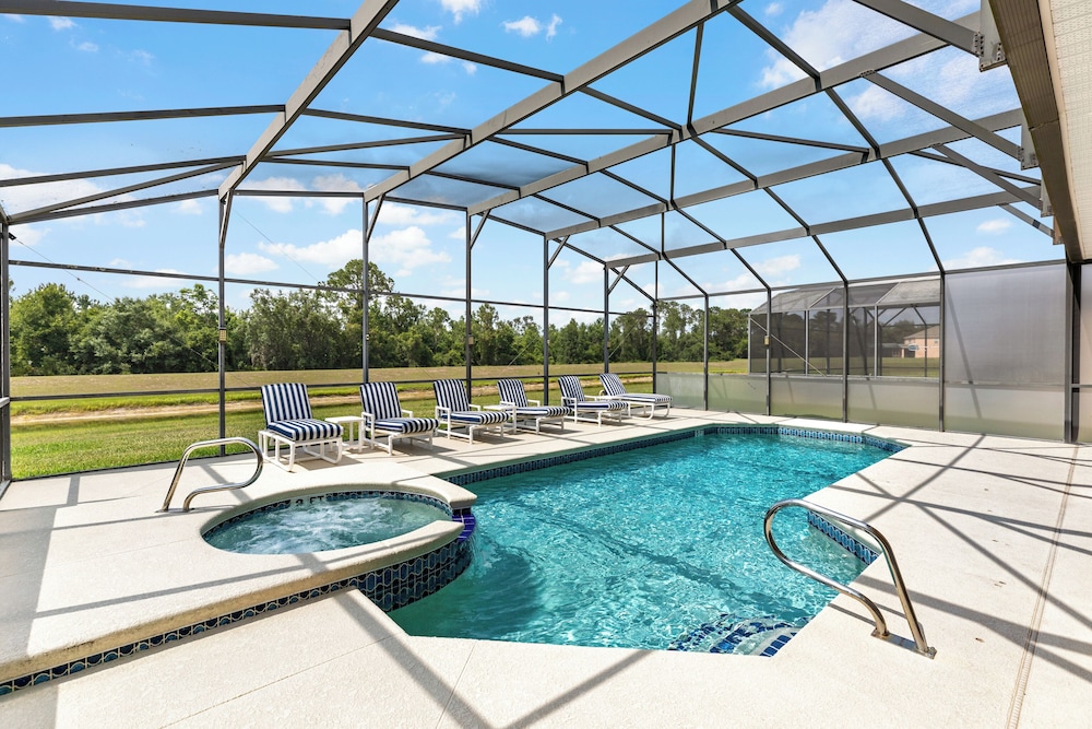 Magical Memories Villa — 4-Star Luxury Hotel in Kissimmee, United States