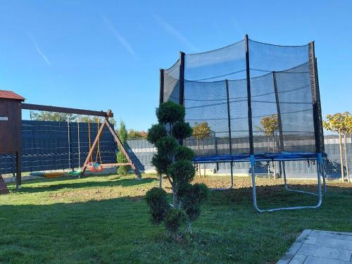 Holiday Home Gra ec Three Bedroom Holiday Home with swimming pool — 4-Star Luxury Hotel in Zagreb, Croatia