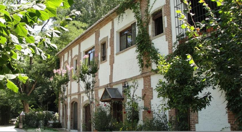 Alojamiento Rural Molino Del Puente — Durcal