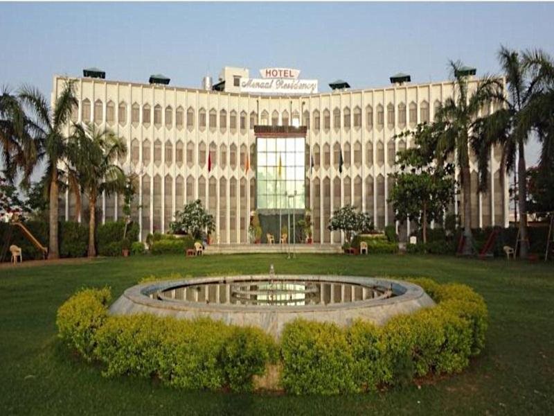 Hotel Menaal Residency — Kota