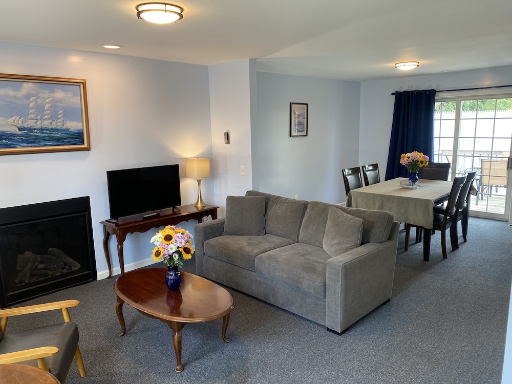 The Taber Inne & Suites - photo 21