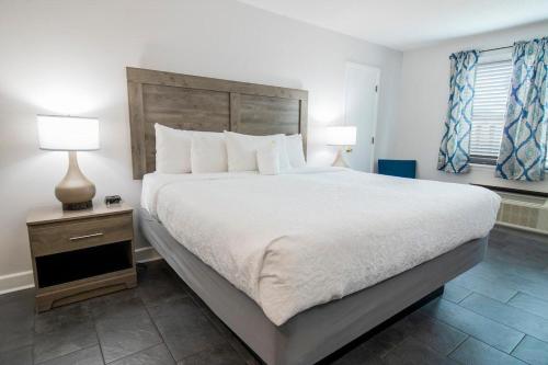Beaches and Waves Resort View 3rd Floor - last minute hotel in Unknown City