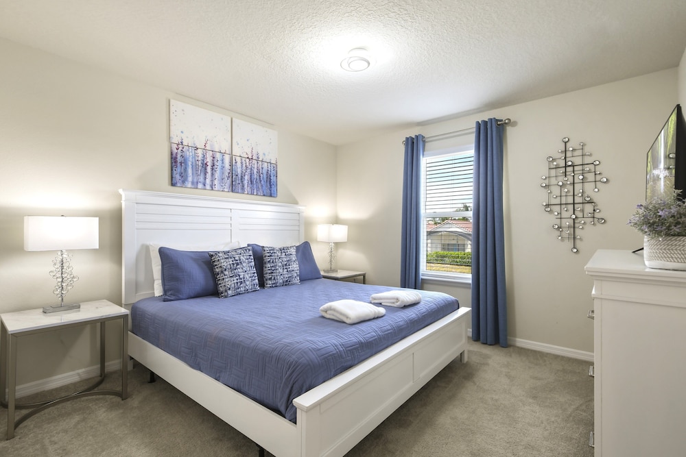 Relax in Style Pool Resort Amenities Near Disney - photo 14