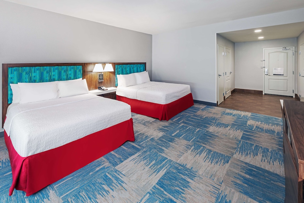 Hampton Inn & Suites Houston Heights I 10 - photo 9
