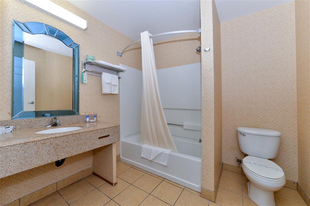 Americas Best Value Inn Westmorland - photo 17