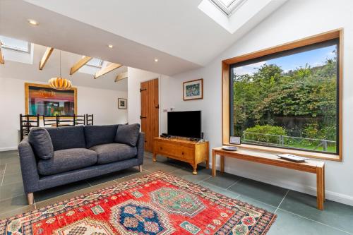 Mill Lodge Middle Mill Solva Pembrokeshire — 4-Star Luxury Hotel in Haverfordwest, United Kingdom