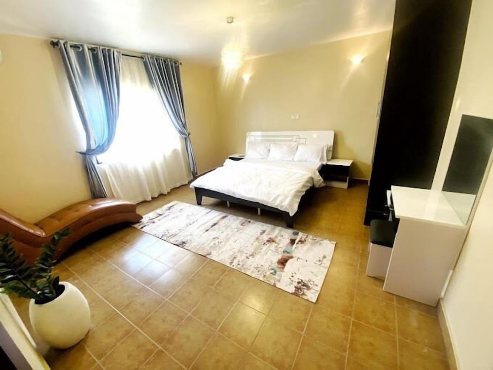 Highgate Apartment — 4-Star Luxury Hotel in Abuja, Nigeria