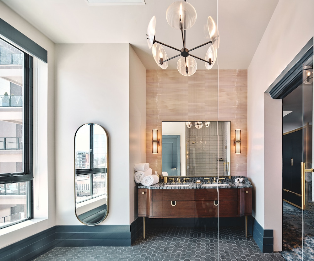 Clayton Hotel & Members Club - photo 22