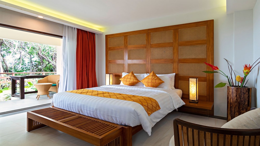 Ocean’s Edge Resort in San Jose, Philippines