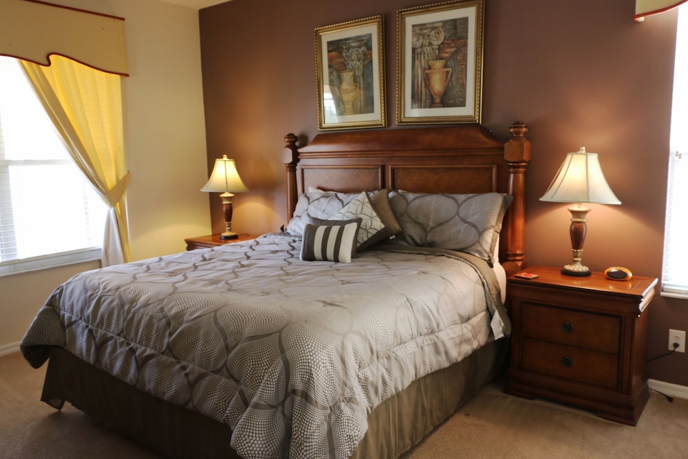 7BR 4.5BA Home in Emerald Island Resort by CV 2708 - photo 3