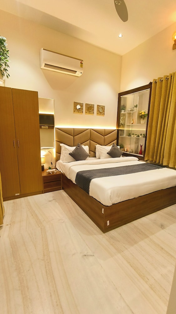 2 Btk Terrace Retreat By Lavanya in Udaipur, India