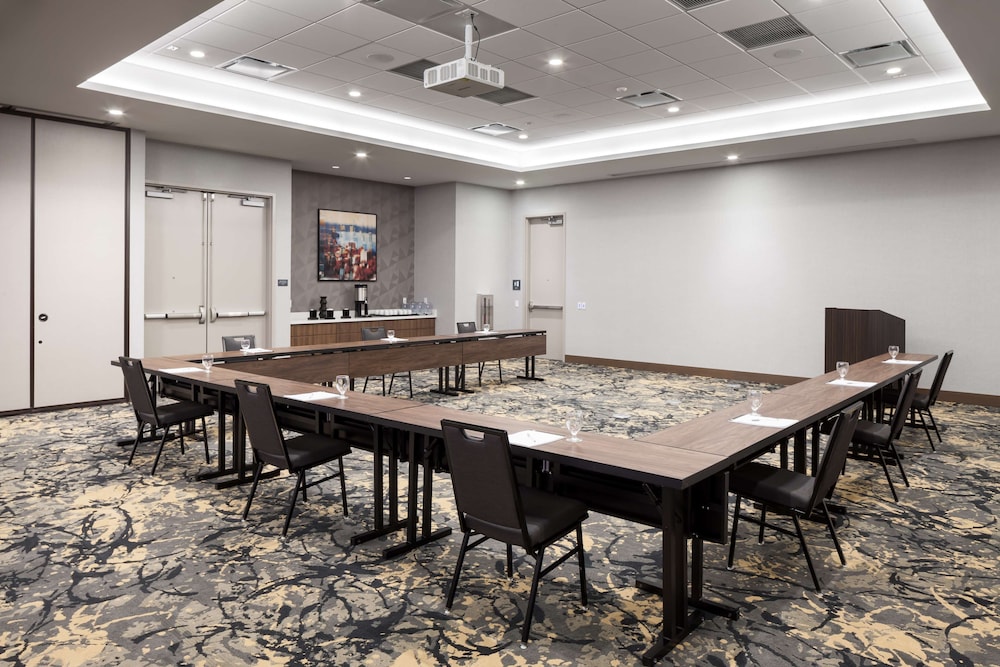 Hilton Garden Inn Madison Downtown - photo 46
