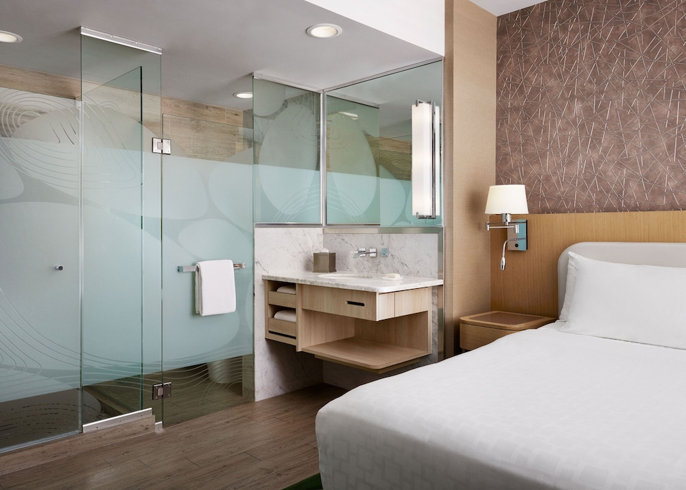Pasadena Hotel & Pool - photo 19